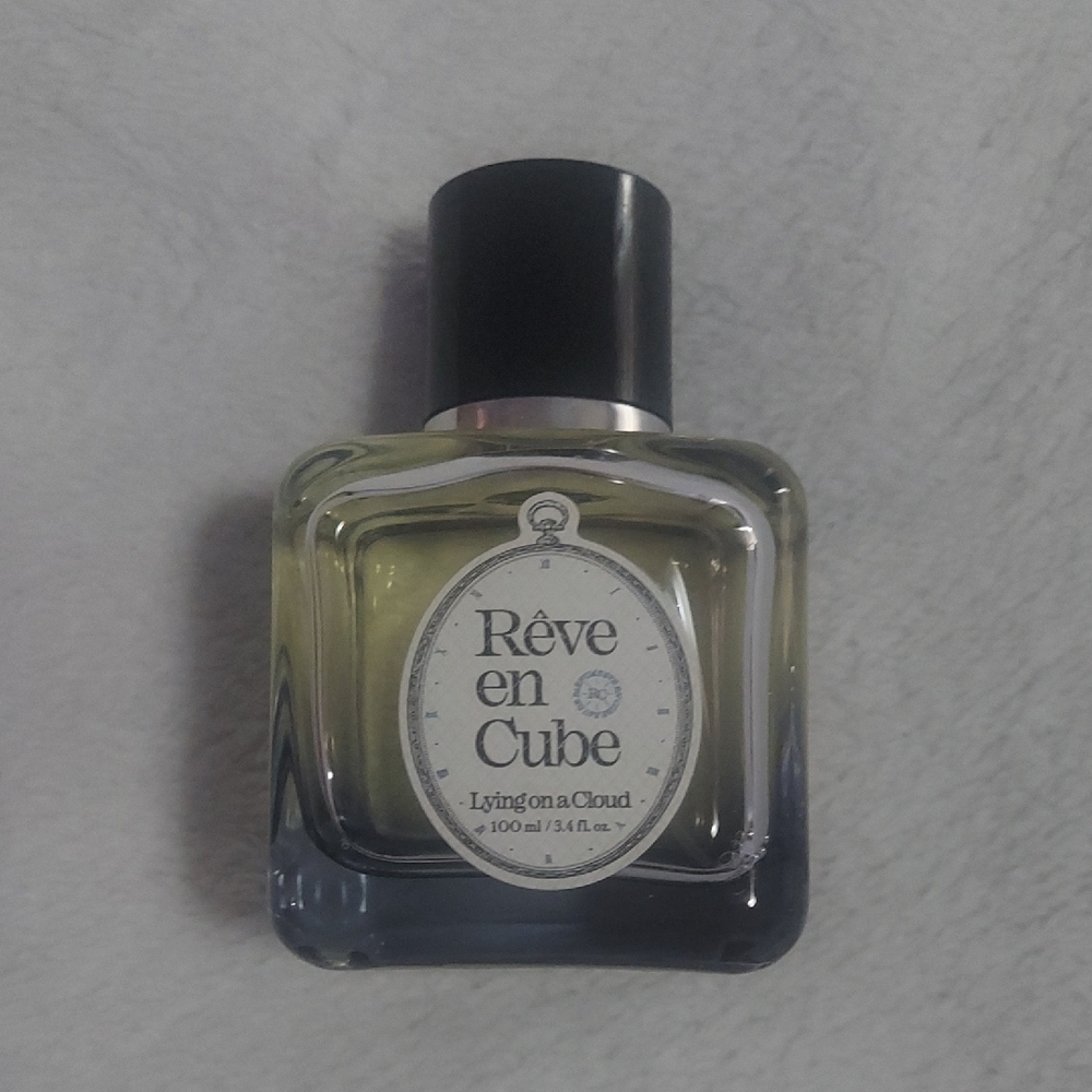 5 For $10 Avon Rêve en Cube Perfume - Black and Cream